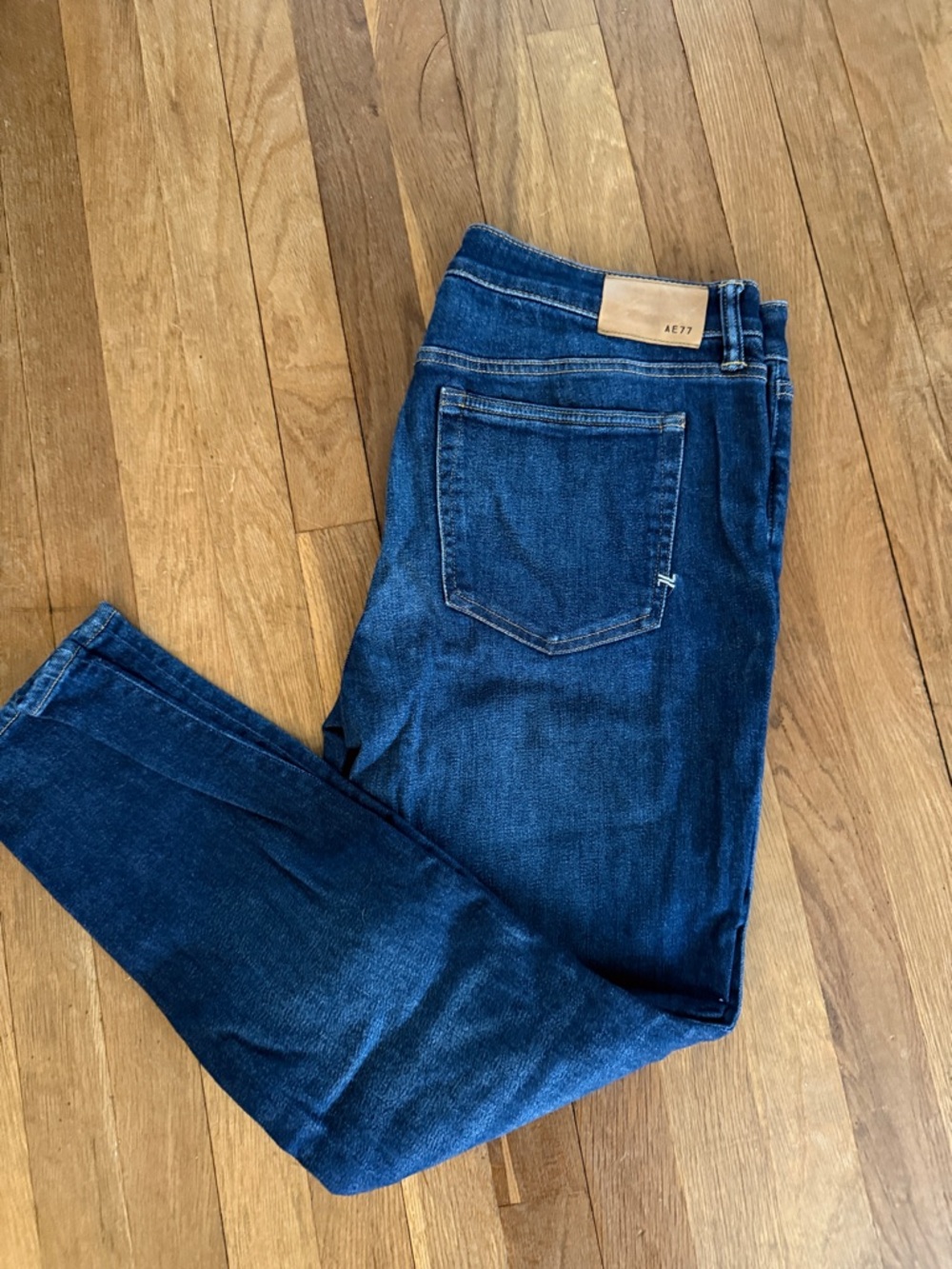 American Eagle Outfitters Women’s Dark Blue High-Rise Jeans